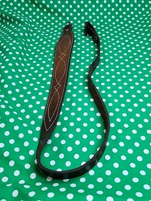 BIANCHI #62 COBRA TOOLED WHITE STITCHED SUEDE BACKED RIFLE SLING WITH SWIVELS - Image 1 of 4