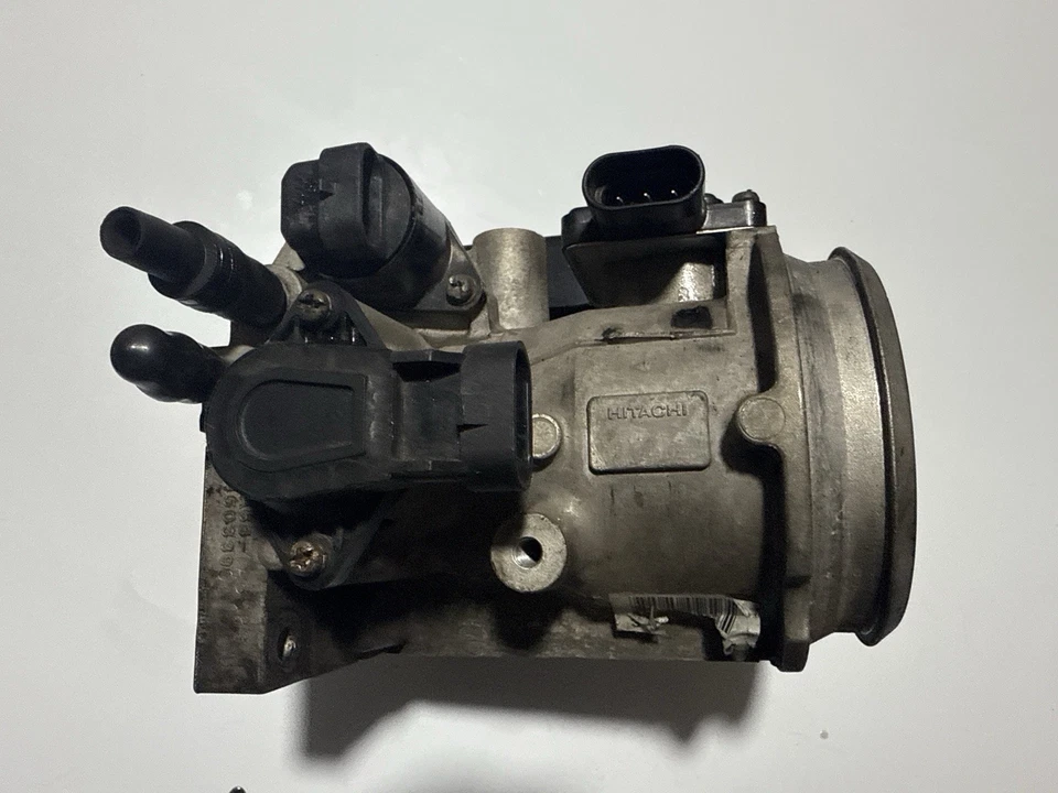 Cuerpo del acelerador Ford Hitachi RHA65-1 5523 24503390 4,6 L 5,4 L solo piezas núcleo reconstrucción Foto 1 de 4