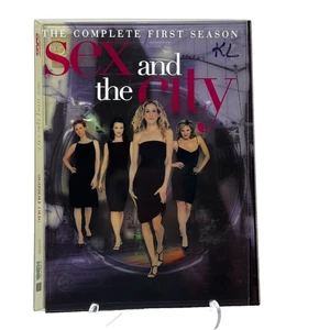 Sex and the City Complete 1st Season (DVD, 2000) 2 Disc Set💄🤣 - Picture 1 of 4
