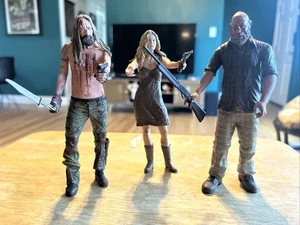NECA The Devil's Rejects Action Figures The Bloody Showdown Set Loose Otis 2005 - Picture 1 of 18