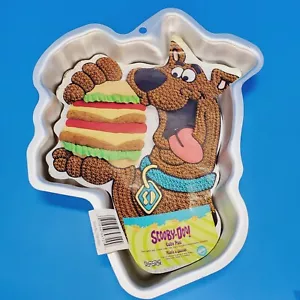 Wilton Scooby-Doo Hamburger Cake Pan Mold 2004 #2105-3227 Hanna Barbera - Picture 1 of 11