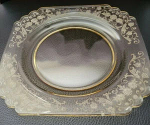 FOSTORIA MINUET YELLOW DEPRESSION SQUARE GLASS ETCHED LUNCHEON PLATE 8 1/8" - Picture 1 of 4