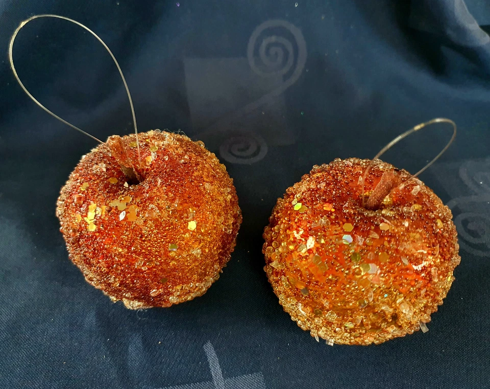 Weihnachtsdeko - 4  wunderschöne Glitzer-Äpfel - Bild 1 von 1