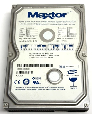 Maxtor DiamondMax D540X 4D080H4 80GB IDE hard drive. - Image 1 of 4
