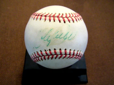 KIRBY PUCKETT MINNESOTA TWINS HOF SIGNED AUTO VINTAGE OAL BASEBALL JSA LOA - Image 1 of 4