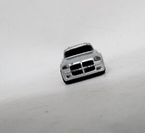 Maisto Silver 2001 Dodge Super 8 HEMI Concept