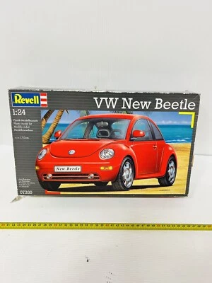 VW NEW BEETLE REVELL KIT SCALA 1:24 NEW!!! - Immagine 1 di 2
