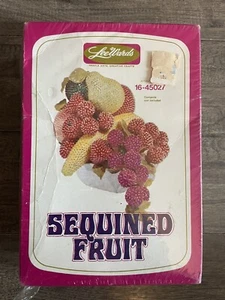 RARE 27 Piece Leewards SEQUINED FRUITS Christmas Centerpiece Kit Pins Beads Vtg - Picture 1 of 9