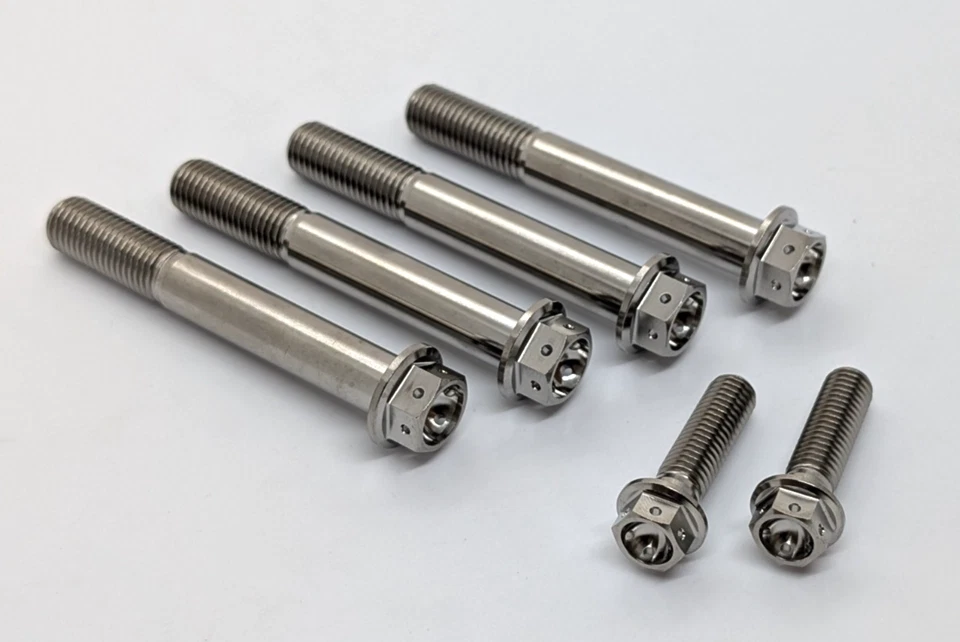 Juego completo de pernos de pinza de freno perforados de titanio GSXR1000 K3-K4 03-04 especificaciones de carrera Ti Foto 1 de 4