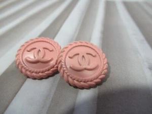 CHANEL 2 BUTTONS 16 MM PEACH COLOR metal THIS IS FOR 2 - Picture 1 of 4