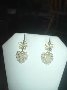 DAINTY DANGLING Pearl Opal Crystal Flower HEARTS Betsey Johnson Pierced EARRINGS - Picture 1 of 11