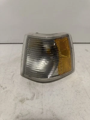 94 95 96 97 VOLVO 850 SEDÁN LADO CONDUCTOR IZQUIERDO INTERMITENTE ESQUINA Foto 1 de 4