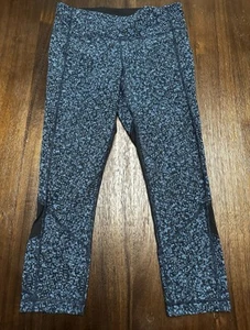 Lululemon Cropped Leggings Blue Pattern Stretchy Workout Pants. Size 6 - Picture 1 of 5