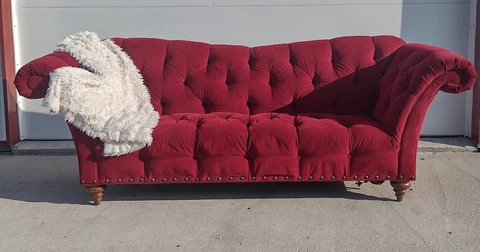 Vintage Style Red Velvet Sofa Cover