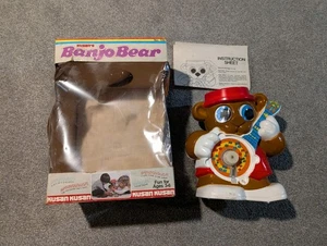 Kusan Banjo Bear Vintage Record Playing Zoodle Land con scatola originale non testato  - Foto 1 di 19