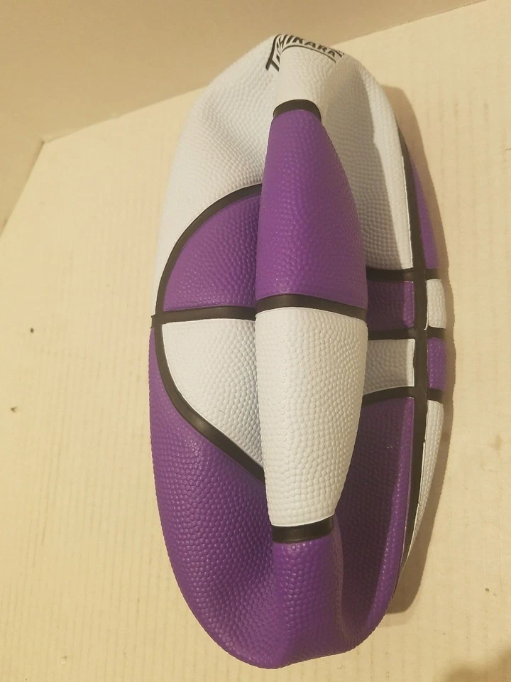 Baloncesto Tachikara Tamaño Intermedio, 2 Tonos Goma Púrpura/Blanco-LOTE DE 4 Foto 1 de 1