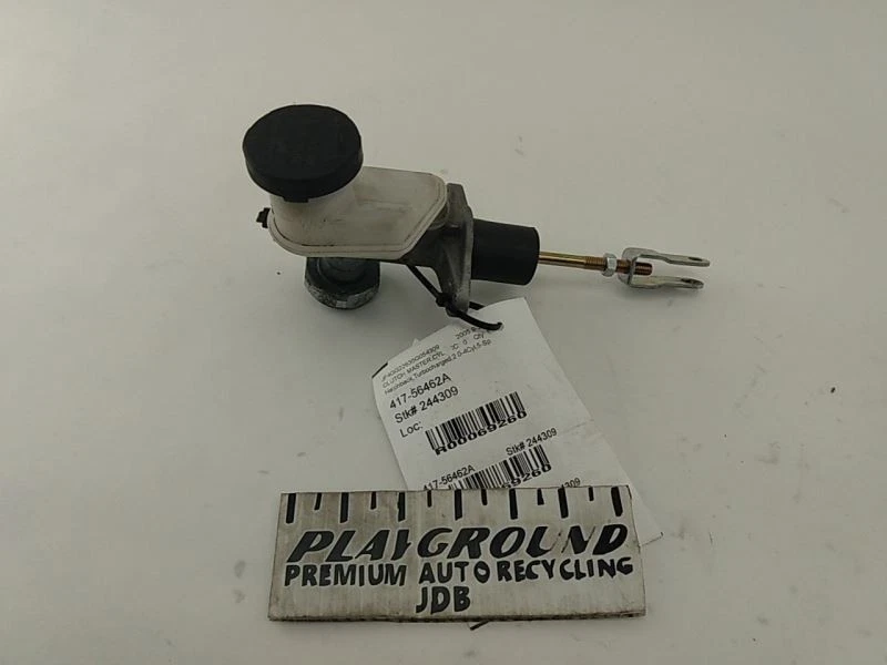 Saab 9-2X 2005-2006 Subaru Impreza WRX 2004-2007 Clutch Master Cylinder Assembly - Image 1 of 4