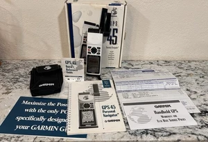 Garmin GPS 45 Handheld Personal Navigator Bundle Case Holder GPS45 Orig Paper - Picture 1 of 20