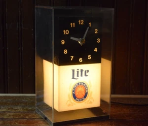 MILLER LITE BEER LIGHTED CLOCK TESTED WORKS  BAR LAMP TAVERN DECOR FINE PILSNER - Picture 1 of 21