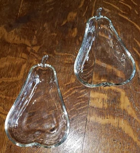 2 BIRNENFÖRMIGE OBST-/BEEREN-/BONBONSCHALENSCHALEN - Bild 1 von 3