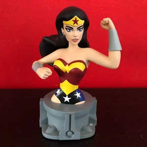 Diamond Select Toys Batman The Animated Series Wonder Woman Bust - Picture 1 of 11
