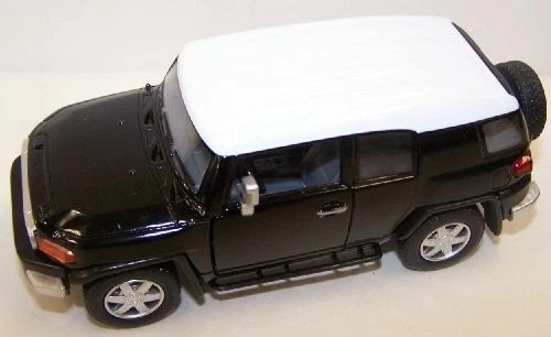 Toy Kinsmart Smart 1/36 Scale Diecast Toyota Fj Cruiser Cruiser in Color Black - Image 1 of 1