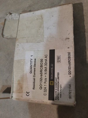 SQUARE D 132 vs 6RCBO30 new - Image 1 of 4