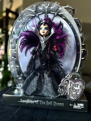 SDCC 2015 Raven Queen Hija de la Reina Malvada Exclusivo Ever After High NRFB Foto 1 de 4