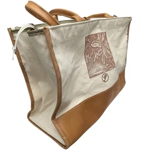 Beige Canvas & braun Kunstleder Beuteltasche mit Reißverschluss groß 18” x 13” x 8” - Bild 1 von 9