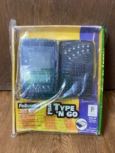 Fellowes PDA Type 'N Go for Palm IIIxe Keyboard & Case 98039 - Picture 1 of 5