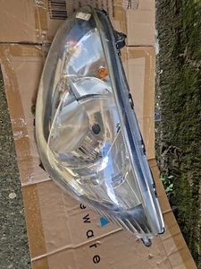 MITSUBISHI MIRAGE HEADLIGHT NEARSIDE PASSENGER LH HEADLAMP 2015 See Description - Picture 1 of 9