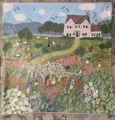 Funda de almohada West Elm Pottery Barn EASTER EGG HUNT 20"sq. Foto 1 de 4