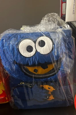 Mini mochila con bolsa para monedas de peluche Monstruo de galletas de Plaza Sésamo Foto 1 de 4