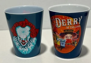 ES "DER FILM" PENNYWISE DER CLOWN DERRY KUNSTSTOFF SCHNAPSGLAS 2ER SET NEU 🎈 🤡 - Bild 1 von 5