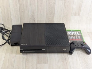 Consola doméstica Microsoft Xbox One 500 GB - negra y controlador Inc juego Call of Duty - Imagen 1 de 7