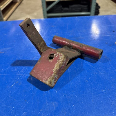 Wheel Horse RJ58 Rear Hitch Slot Hitch - Image 1 of 3