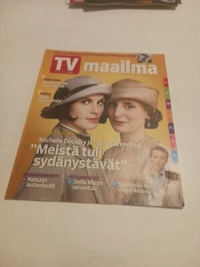Downton Abbey 2015 finnisches TV-Magazin Laura Carmichael Michelle Dockery - Bild 1 von 2
