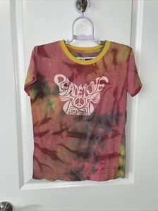 VTG Girl Scouts “Peace Love” Large (14-16)  Short Sleeve Tshirt 90s Made in USA - Picture 1 of 4