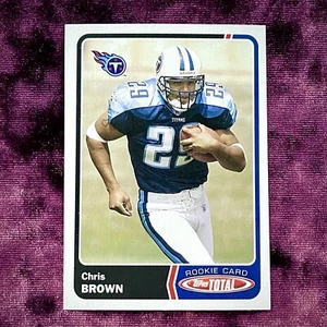 Camiseta deportiva de novato Chris Brown 2003 Topps Total RC como nueva Titans Colorado Prime Hunter - Imagen 1 de 2