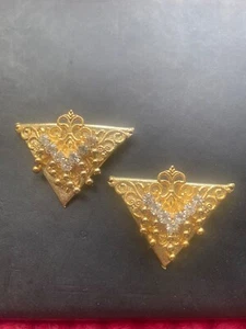 VINTAGE 1980s LADIES GOLD & DIAMANTE SHOE OR DRESS CLIPS - Picture 1 of 6