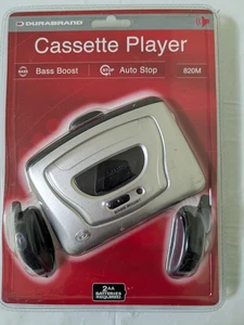 NUOVO lettore cassette portatile Durabrand modello 820M con cuffie confezione sigillata - Foto 1 di 4