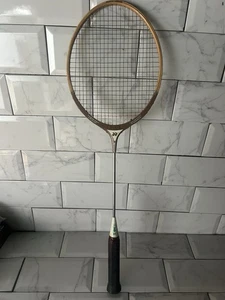 Raqueta de bádminton vintage Yonex marco de madera B-9100 coleccionable - Imagen 1 de 23