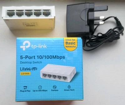 TP-Link LS1005 5-Port 10/100Mbps Desktop - Image 1 of 3