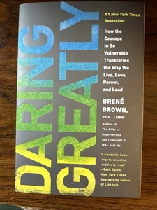 Avery Publishing Group Daring Greatly by Brené Brown (2015, Paperback) - Picture 1 of 3