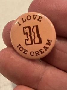 Baskin Robbins Pin 31 Flavors “I Love Ice Cream” Vintage Rare HTF Pinback - Picture 1 of 3
