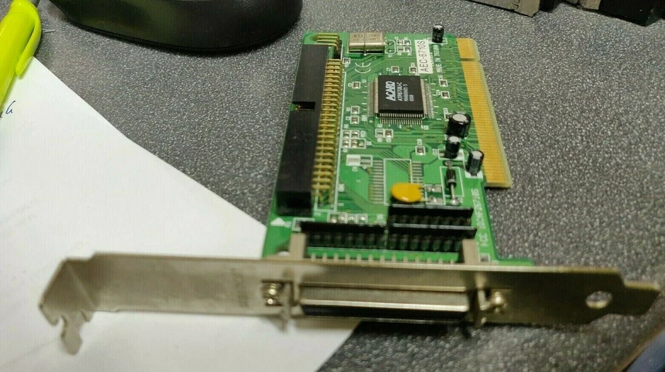 Acard AEC-6710S PCI Scheda Controller SCSI - nuovo - Immagine 1 di 1