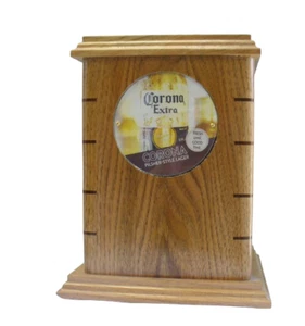 AUSVERKAUF--BESTES ANGEBOT ALLER ZEITEN!!!--CORONA EXTRA BIER--HANDGEFERTIGTE EINÄSCHERUNGSURNE AUS HOLZ - Bild 1 von 3