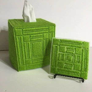 NEW Tissue Box Cover Handmade Needlepoint - BONUS Mug Rug - Made in USA ! - Picture 1 of 5