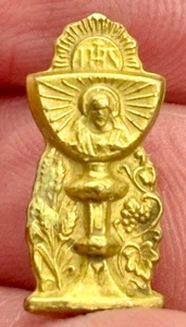 Vintage 1. Kommunion Anstecknadel Andenken goldfarben 0,5 Zoll - Bild 1 von 8