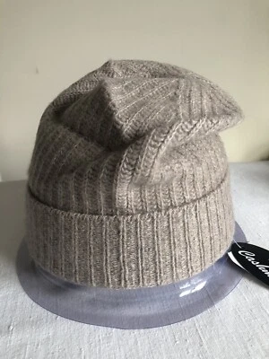 NUEVO CON ETIQUETAS PORTOLANO 100% Cachemira Beige Acanalado Slouchy Gorro Talla Única Foto 1 de 4